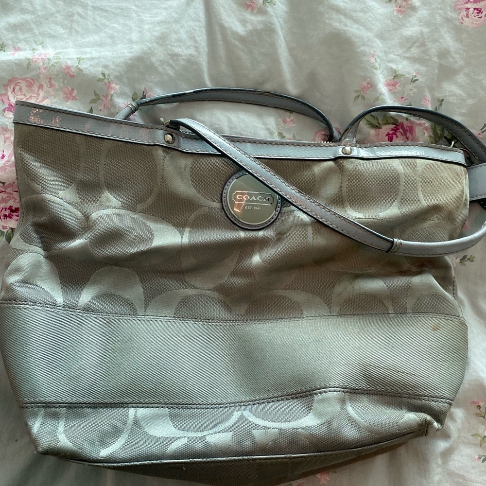 Coach shoulder bag